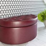 Pouf in pelle a forma di semicerchio