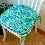 Bellissimo cuscino floreale fatto a mano