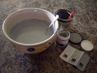 materiali e strumenti per dipingere la pancia