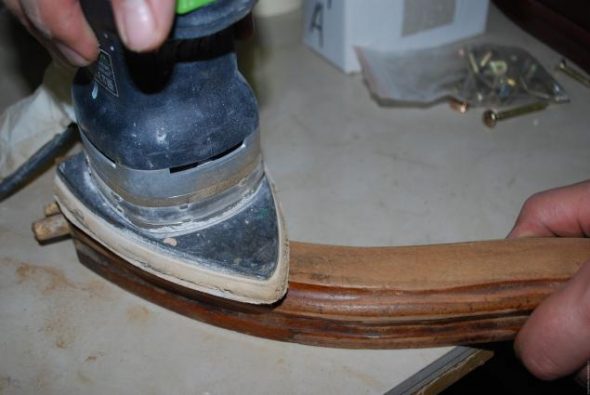 Utilizziamo una macchina rettificatrice