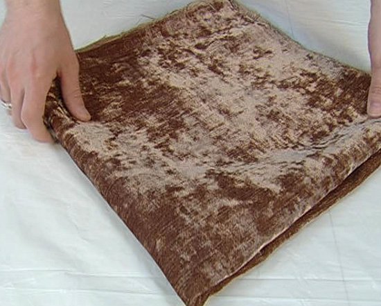 Ricopriamo il sedile con tessuto