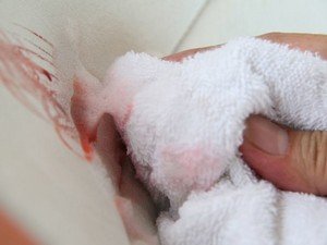 Enlever les taches à la maison