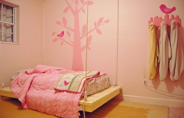 Letto sospeso per ragazze