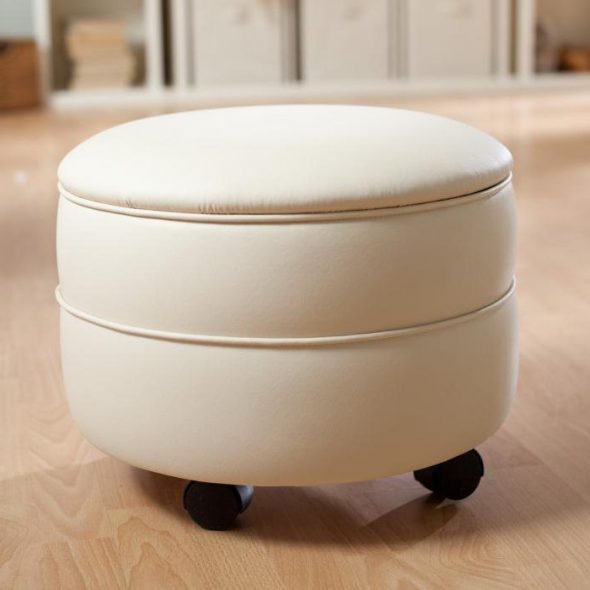 Pouf a rotelle