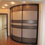 Armadio angolare dal design esclusivo