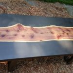 Piano di lavoro in cemento con base in legno