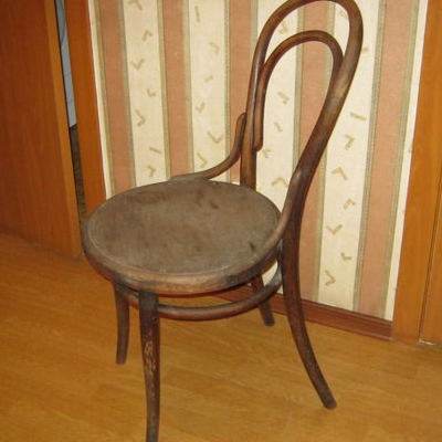 Sedia prima del restauro