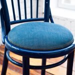 Sedia viennese con nuova seduta in denim