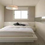 Letto a podio bianco