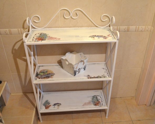 Decorare lo scaffale