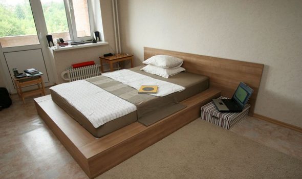 Letto a podio in MDF