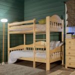 Mobili per bambini in legno massello