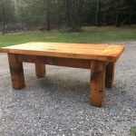 Tavolo in legno affidabile e durevole