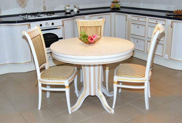 Tavolo da pranzo rotondo originale