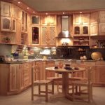 Lussuosa cucina in legno massello
