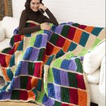 Splendido copriletto multicolore fatto a mano all'interno