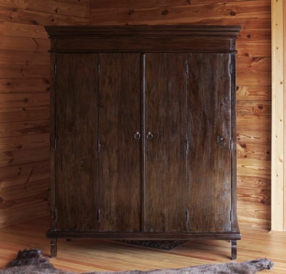 Mobile in legno massello