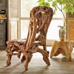 sedia in legno fatta a mano