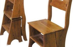 sgabello in legno