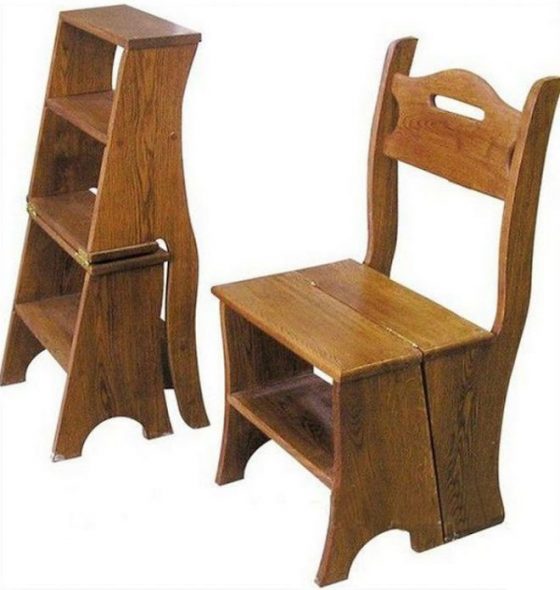 sgabello in legno