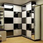 Modello di guardaroba in bianco e nero