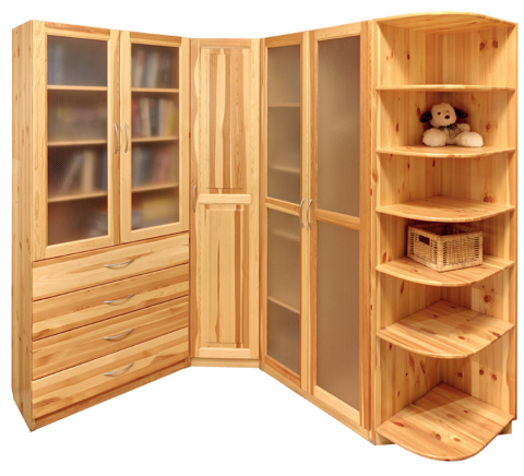 Armadio in legno naturale