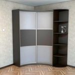 Il vetro temperato è un materiale durevole e pratico per le facciate