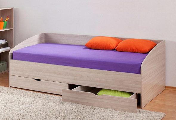 Letto singolo con cassetti