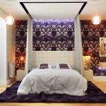 Decorazione della camera da letto nei toni del bianco e del lilla