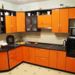 Cucina in plastica arancione