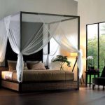 Letto a forma di cubo con baldacchino