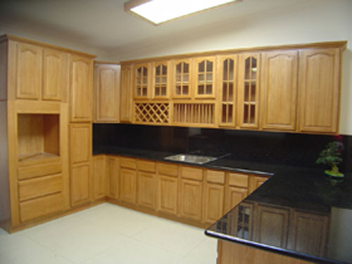 Mobili da cucina in pino