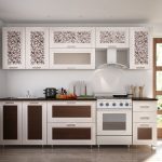 Cucina leggera con due tipologie di inserti in una linea