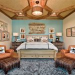Le scatole di legno aggiungono lusso ed eleganza al letto