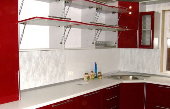 Comode porte di sollevamento