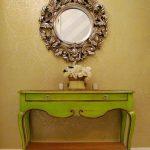 Consolle decorativa in verde