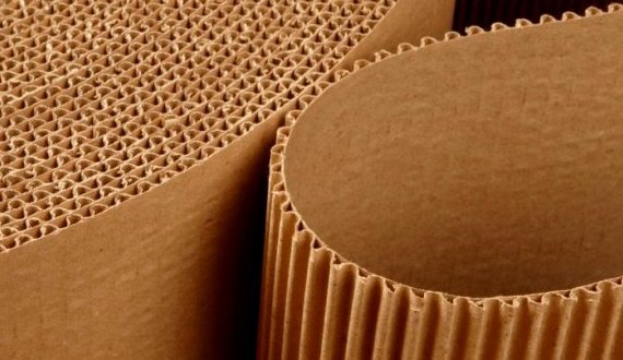 Il cartone è adatto per la progettazione e la decorazione