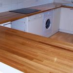 Piano di lavoro della cucina in rovere massello