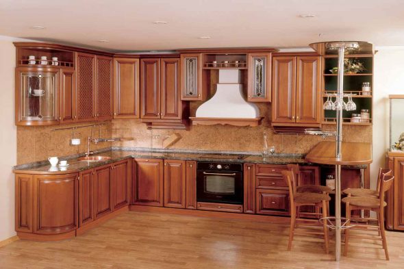 Mobili da cucina fino al soffitto
