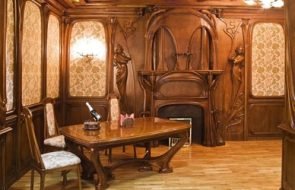 Mobili in legno naturale