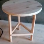 Tavolino rotondo con le tue mani