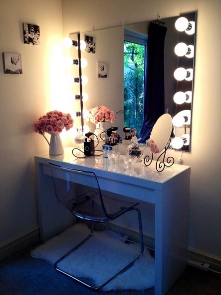 Tavolo da trucco illuminato