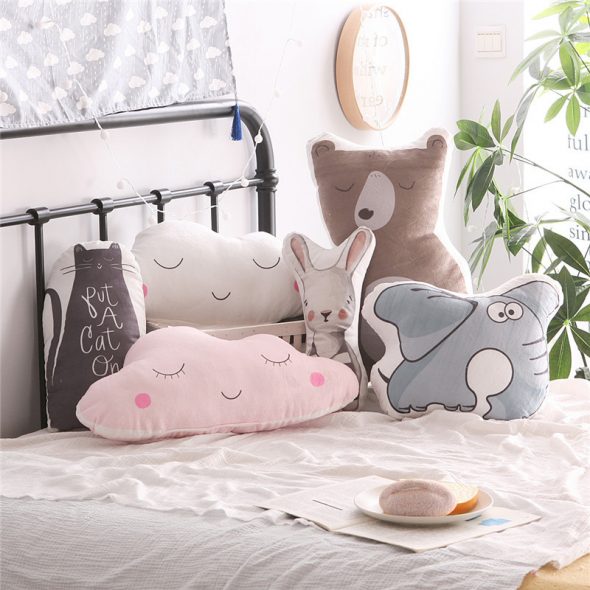 Cuscini sul letto