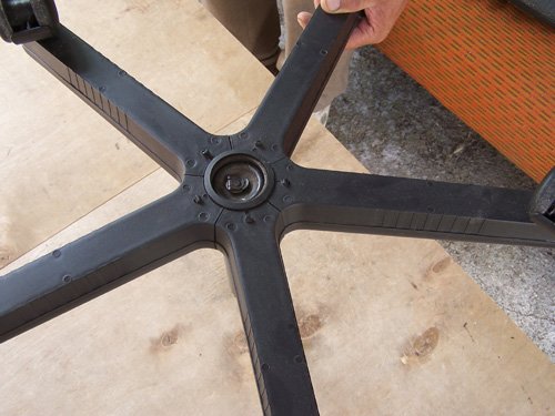 Traversa con coperture in plastica