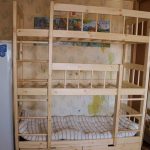 Letto in legno a tre livelli fai da te
