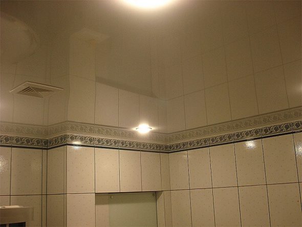 Soffitto a specchio massiccio