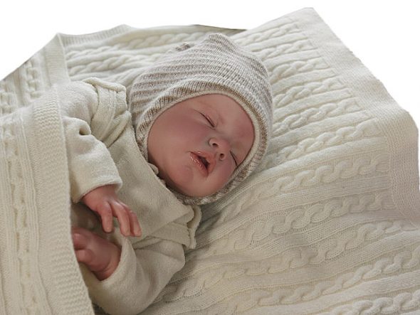 Coperta di lana bianca