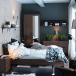 Piccola camera da letto con set di mobili modulari