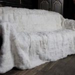 Coperta di pelliccia per divano