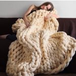 Coperta di maglia grande, morbida ed enorme